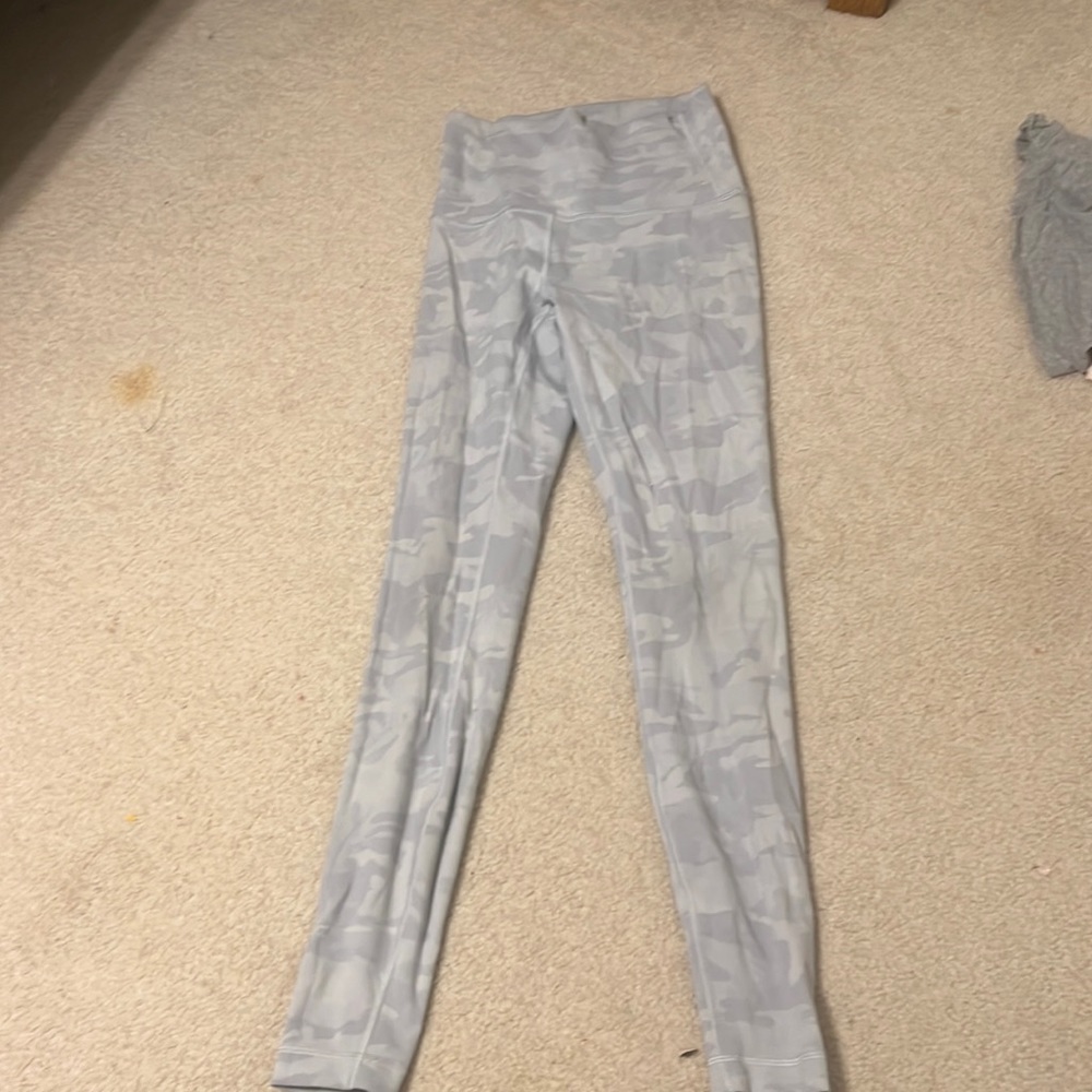 Lululemon wonder under tight, 28” jacquard